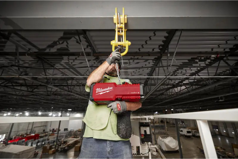 MILWAUKEE M18 BLCHTO-121 Brushless ONE-KEY accu-kettingtakel 1 ton (1x 12Ah FORGE accu + lader),4933500224